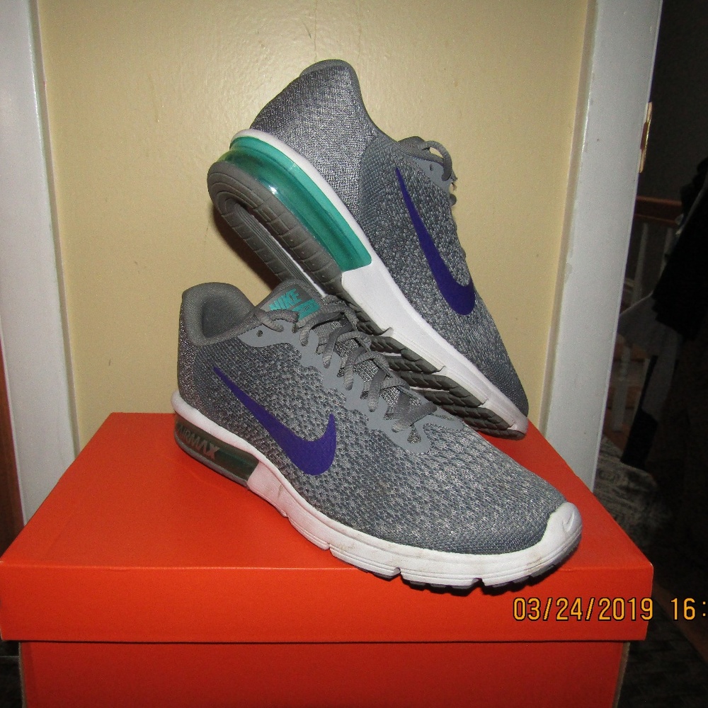 BRAND NEW Nike Women's Air Max Sequent 2